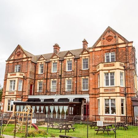 The Manor Hotel Mundesley Exterior photo